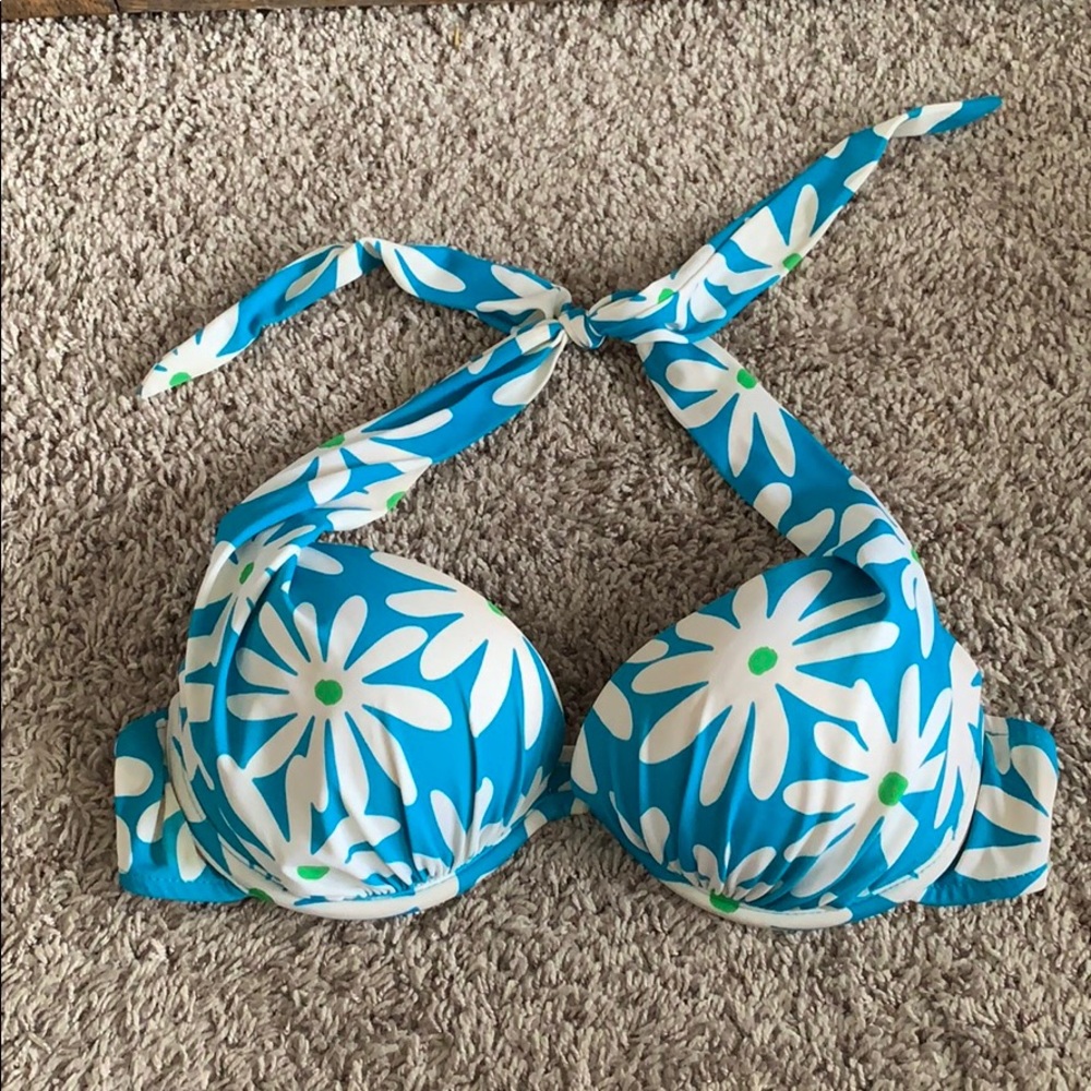 Marilyn push up bikini “bra” top by Venus 🌼☀️👙
